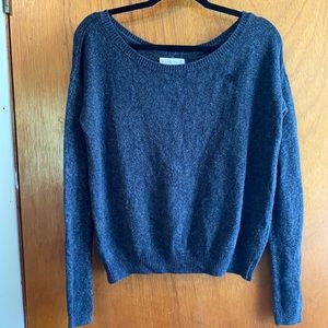 Abercrombie & Fitch Sweater